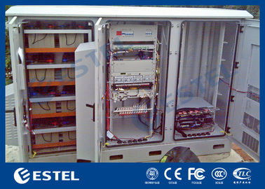 Armário exterior do BTS do multi compartimento, armário DDTE025 do equipamento de telecomunicações